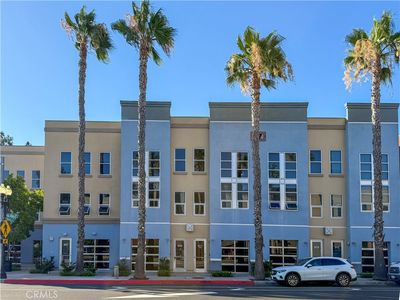 909 E Santa Ana Blvd, Santa Ana, CA, 92701