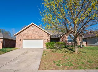 725 S Christopher Ave, Springfield, MO 65802