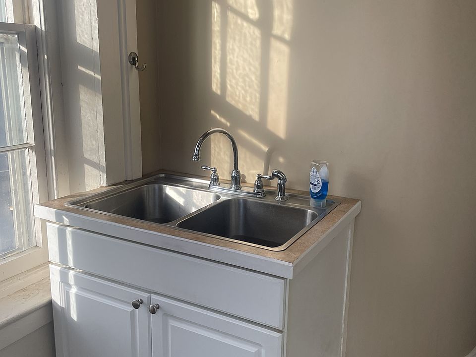 1st image of 110 Wagener St APT E