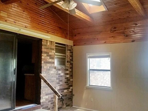 2nd image of 319 Blake Dr