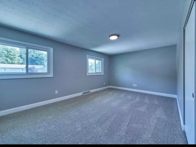 885 Prince William Ln — Photo 24