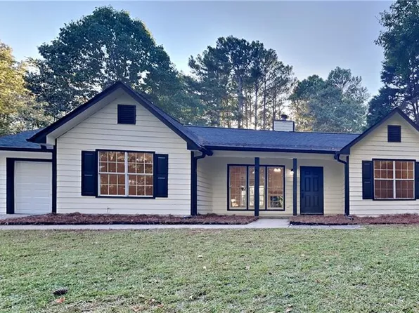 141 W James Cir, Hampton, GA 30228