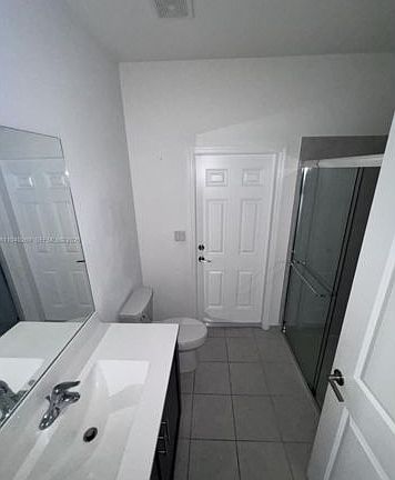 2nd image of 157 NE 27th Ter