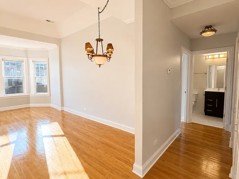 Living room to hallway