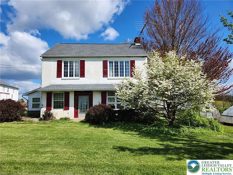 4939 Indian Creek Rd — Photo 1