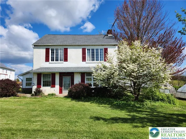 4939 Indian Creek Rd, Macungie, PA 18062