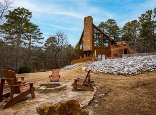 10149 Elizabeth Dr, Rogers, AR 72756