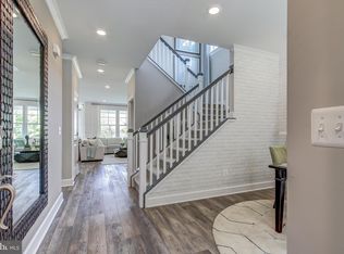 9502 Sanger St, Lorton, VA 22079