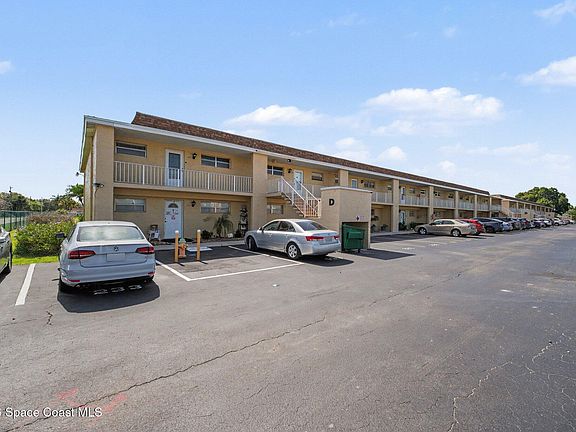3rd image of 2135 N Courtenay Pkwy #231D
