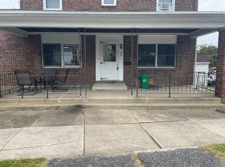 61 2nd St #1, Reading, PA 19607