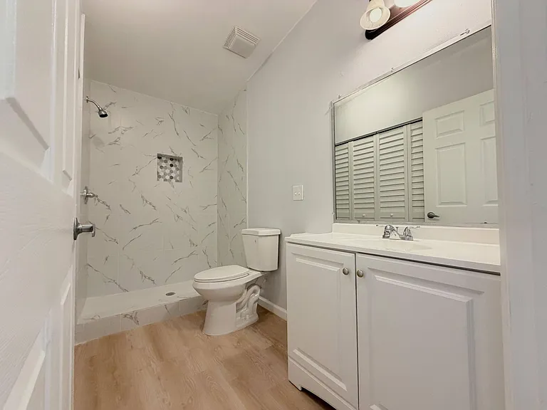 5289 Stacy St #5 — Photo 11