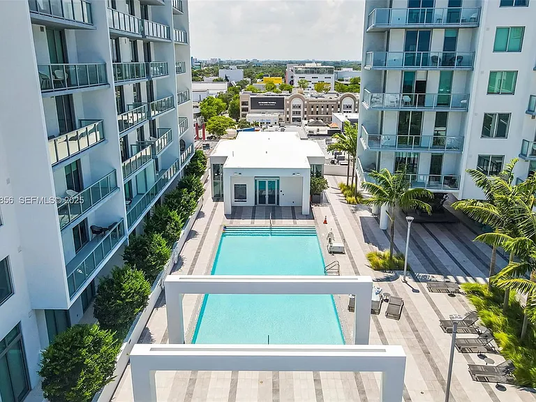 3900 Biscayne Blvd #S-312 — Photo 18