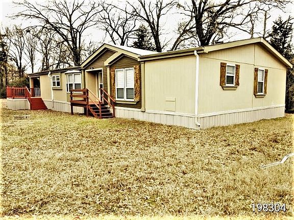2nd image of 10279 Farm Road 69 N