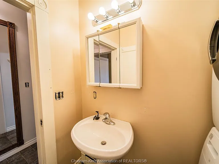 26 Kendall St — Photo 25