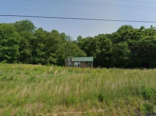 2390 Jefferson Rd, Smithville, TN 37166