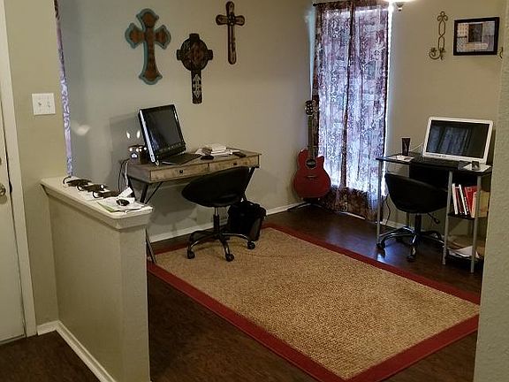 4th image of 244 Freeman Blvd
