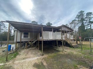 1709 S 8th St, Ocean Springs, MS 39564