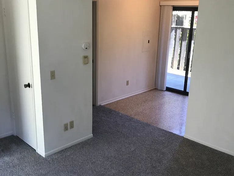 209 W Cota St — Photo 13
