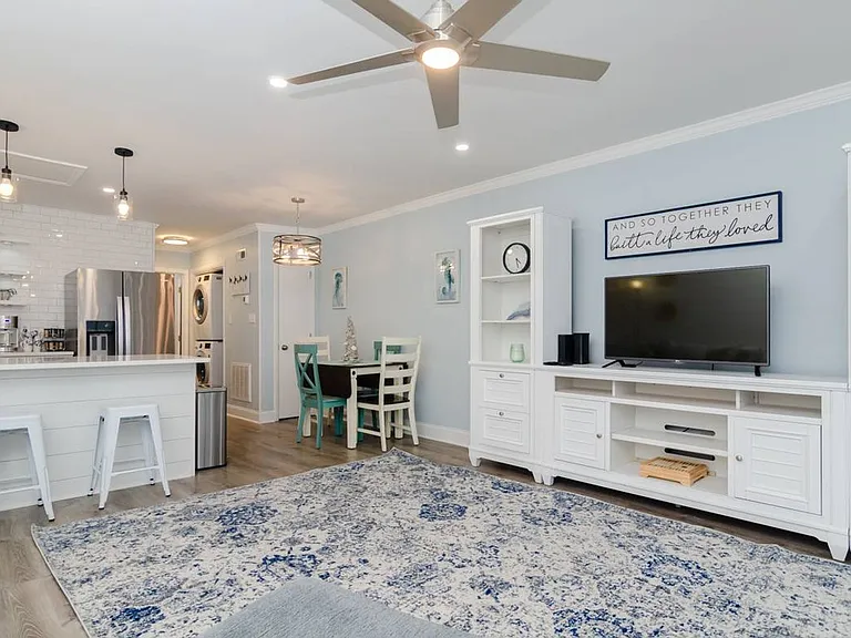 600 Carolina Beach Ave S #3D — Photo 8