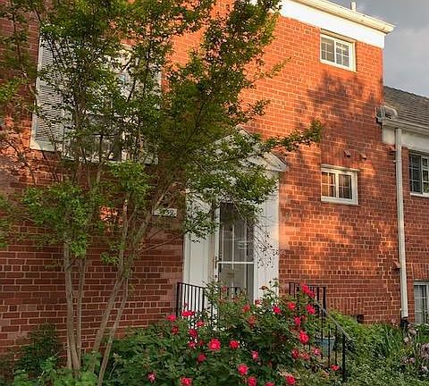 3rd image of 3359 Martha Custis Dr