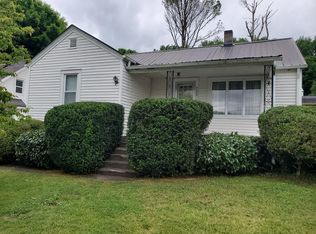 733 Riverside Dr, North Tazewell, VA 24630