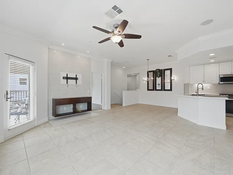 25164 Meadow Walk St #2 — Photo 11