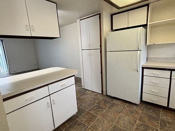 4th image of 1422 S Division St APT B1