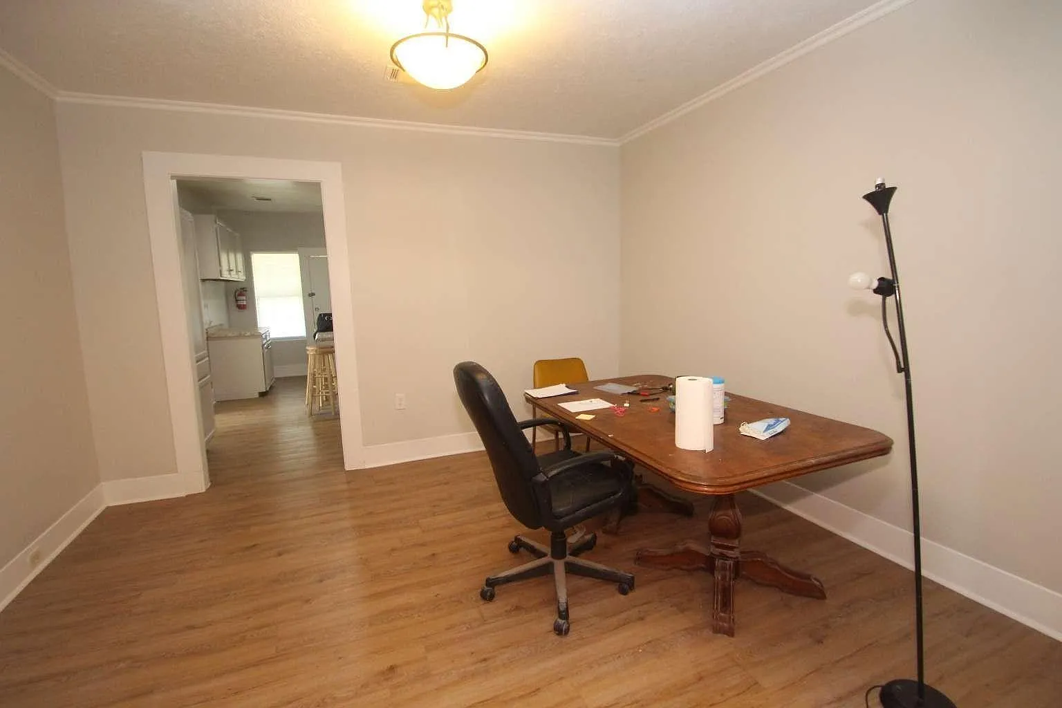 6 bed, 3.0 bath, 2660 sqft, $2,795 — Photo 2