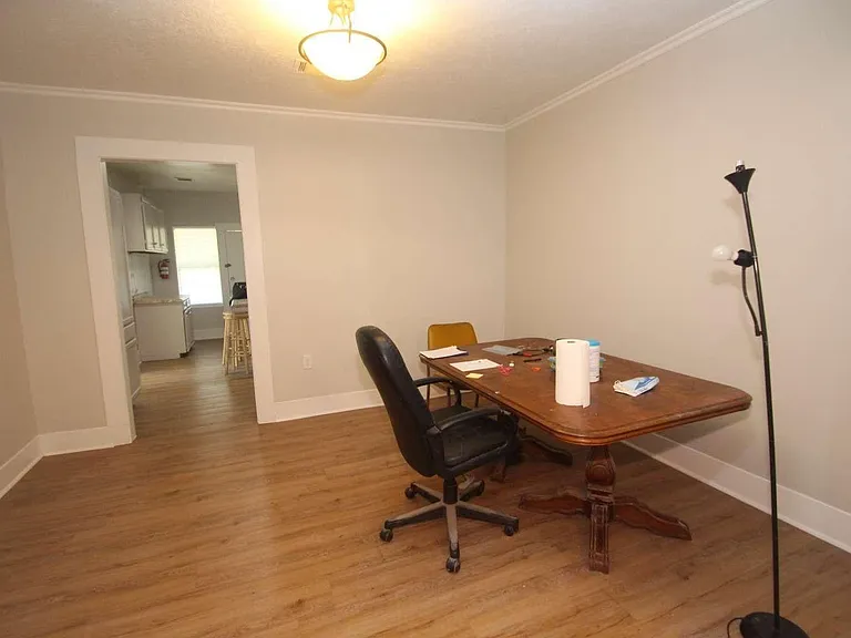 422 Tennessee St — Photo 2