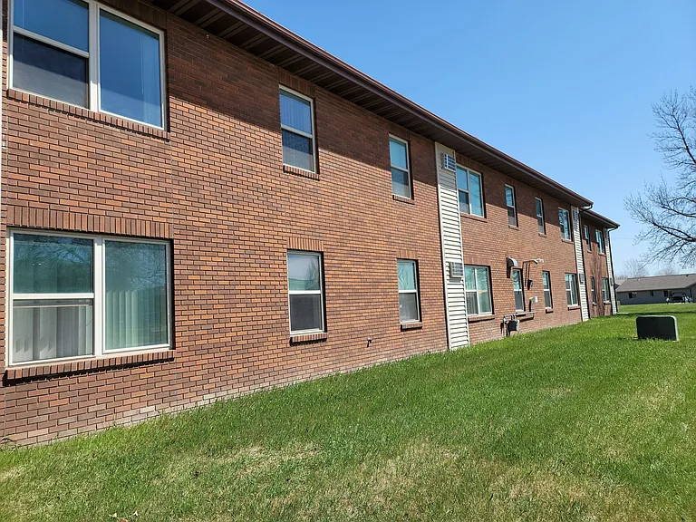 1120 Barrette St — Photo 12