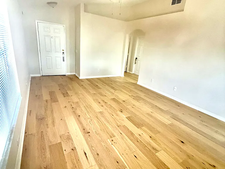 1620 Corolla Ct — Photo 2