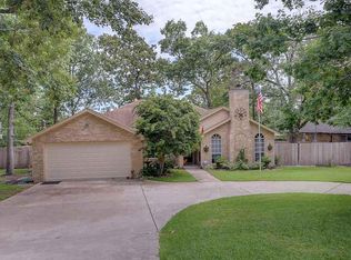228 Tupelo Ln, Conroe, TX 77304