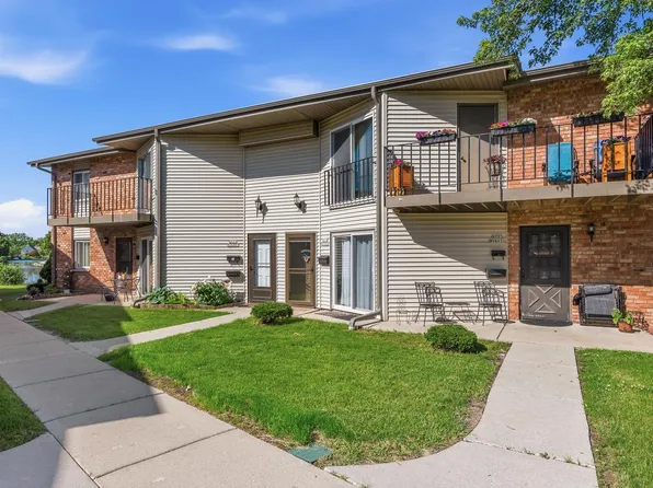 N115W16889 El Camino DRIVE, Germantown, WI 53022