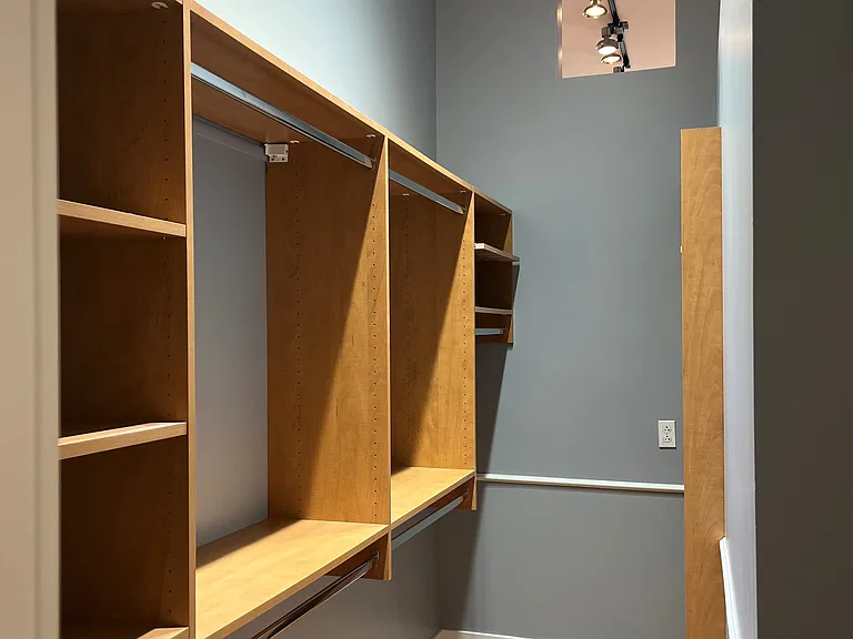 52 Biltmore Ave #203 — Photo 17