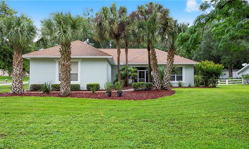 1st image of 16033 Four Lakes Ln
