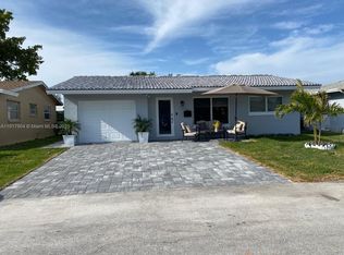 7303 NW 57th Dr, Tamarac, FL 33321