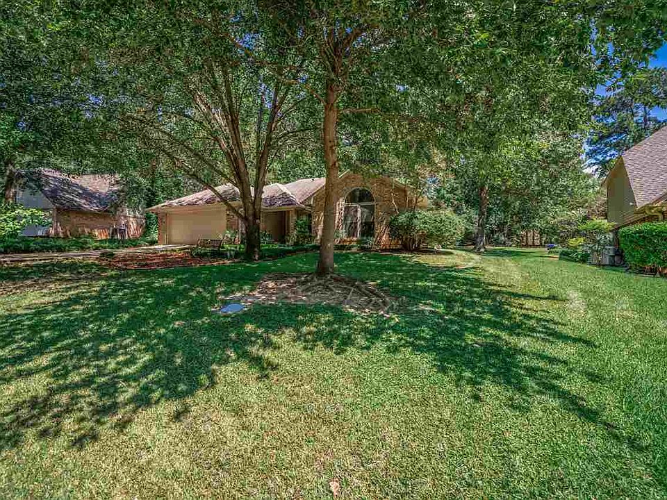 1st image of 1002 Deer Park Ct