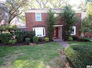 18628 Avon Rd, Jamaica, NY 11432