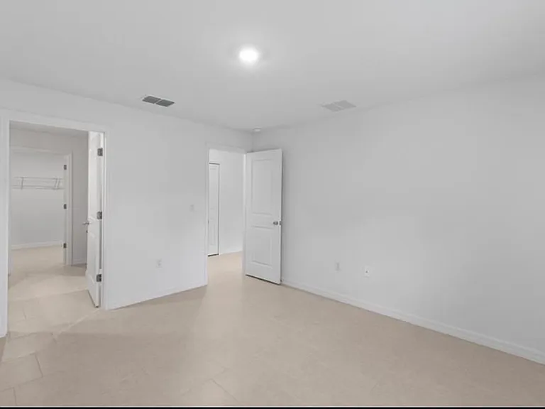 334 Pinehurst Ave — Photo 10