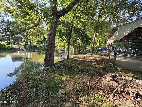 3rd image of 431 Pevahouse Camp Cir