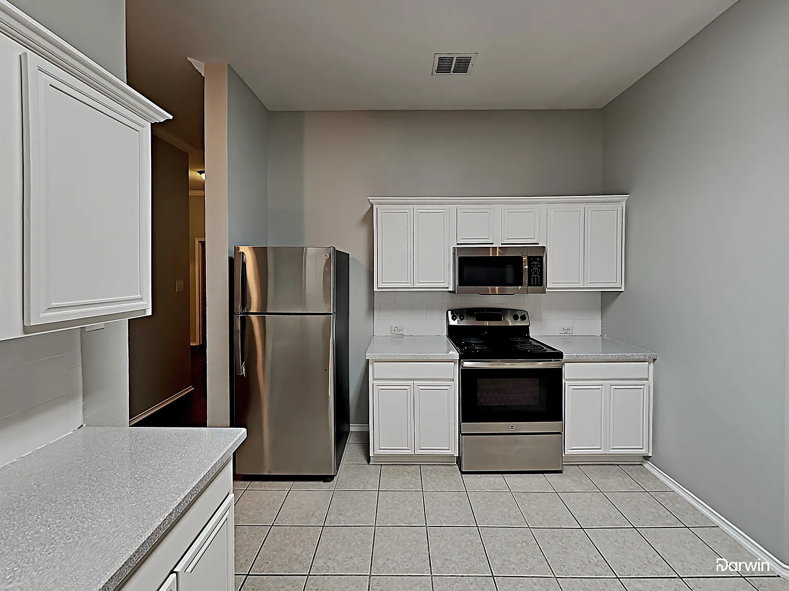 4 bed, 2.0 bath, 1955 sqft, $2,700 — Photo 2
