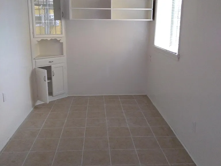 3621 W 59th Pl #5 — Photo 5