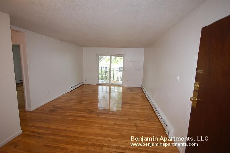 2nd image of 81 Thingvalla Ave #81S