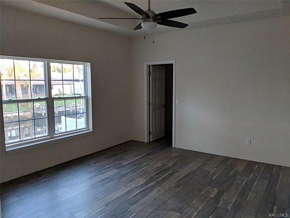 3rd image of 3828 N Apalachee Pt