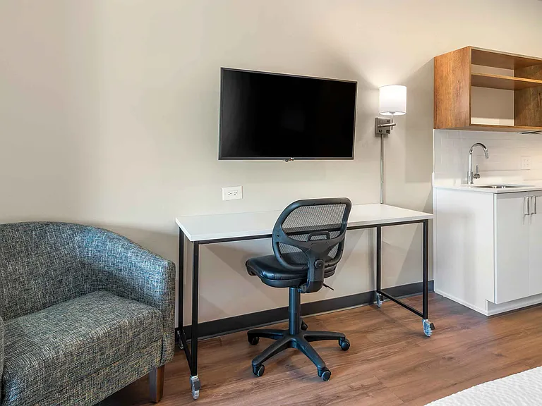 Studio Suite - 2 Queen Beds