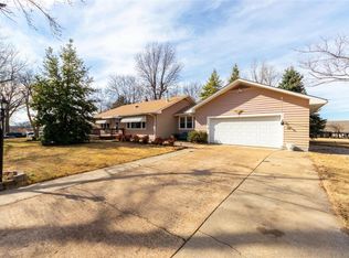 7 Ranchero Dr, Saint Charles, MO 63303