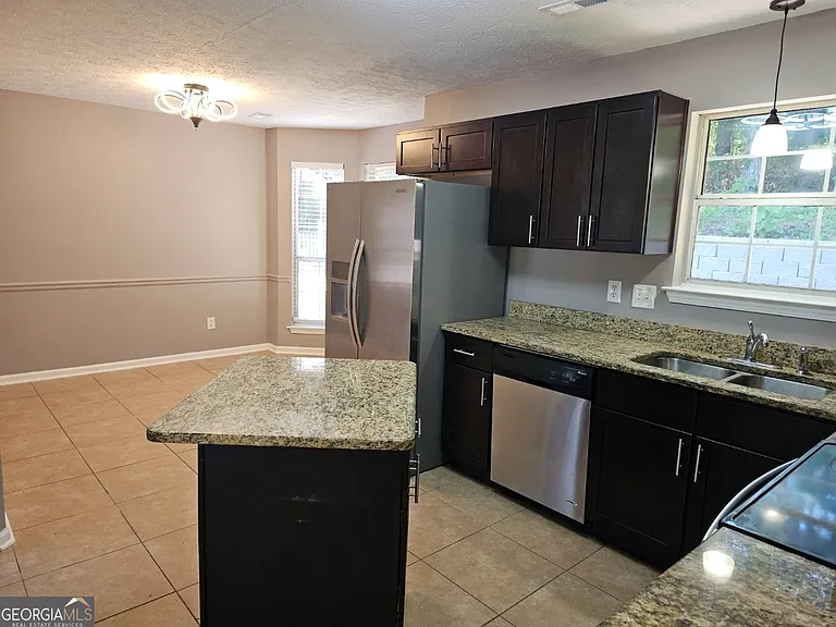218 Preston Cir — Photo 19