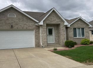 412 11th Cir SE, Demotte, IN 46310