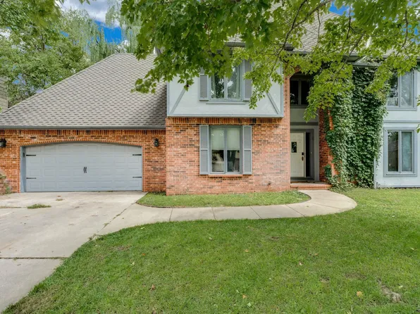 1310 N Coachhouse Rd, Wichita, KS 67235