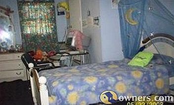 Additional bedroom